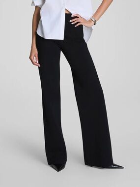 Spanx SPANXsupersmooth PerfectFit
Ponte Wide Leg Pant - black